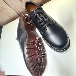 Dr. Marten Oxford 8053 Leather NWOT Size 13